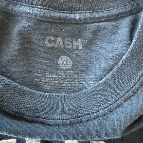 Graphic Tee: Johnny Cash - Picture 2 of 2